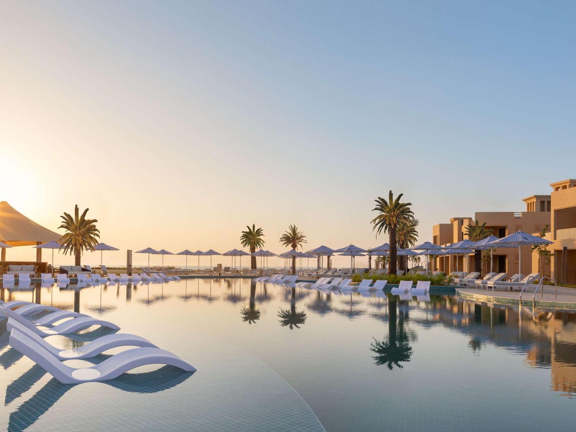 Sofitel Al Hamra Beach Resort 라스알카이마 외부 사진